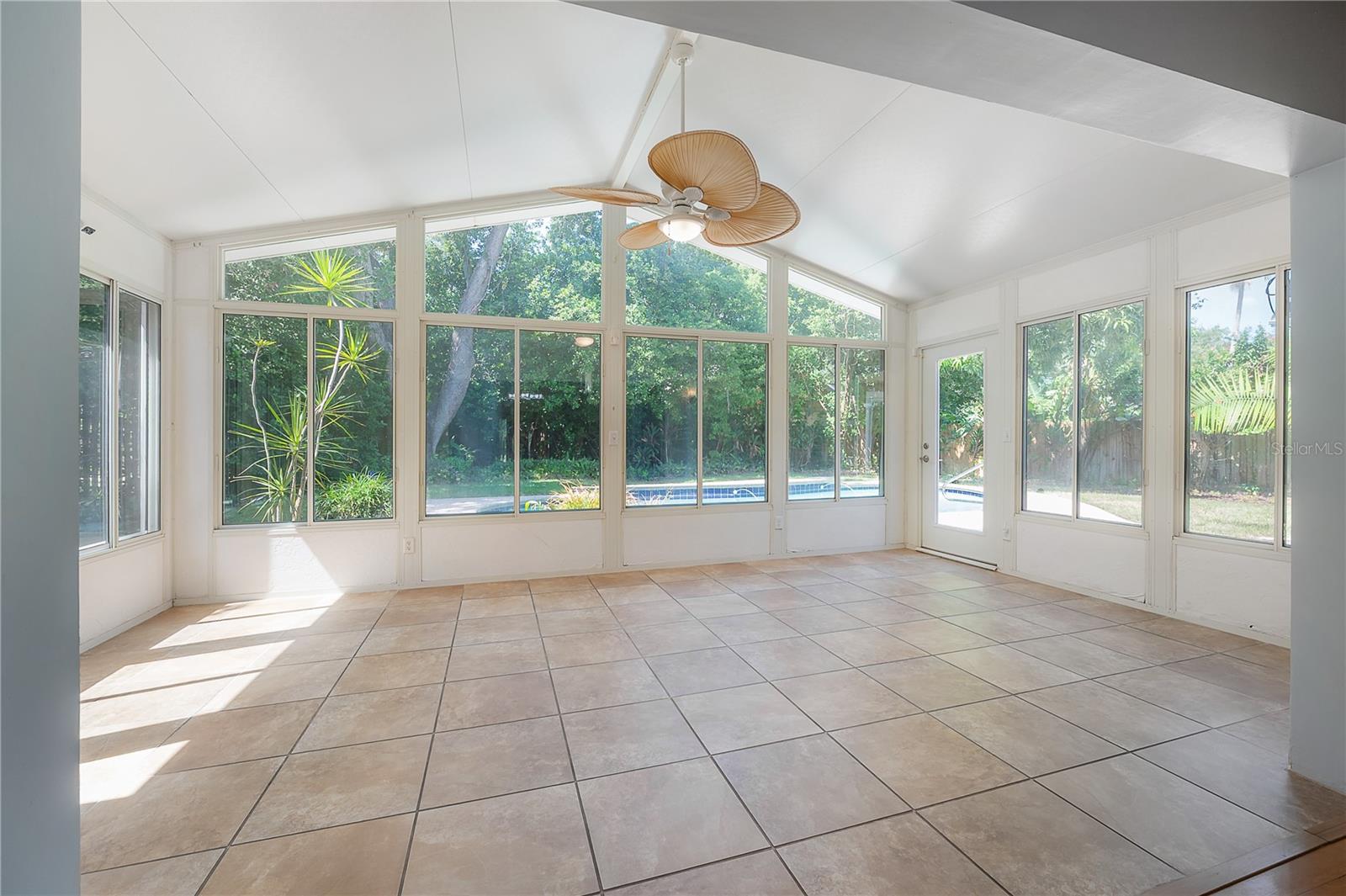Image 21 of 63 For 13313 Golf Crest Circle