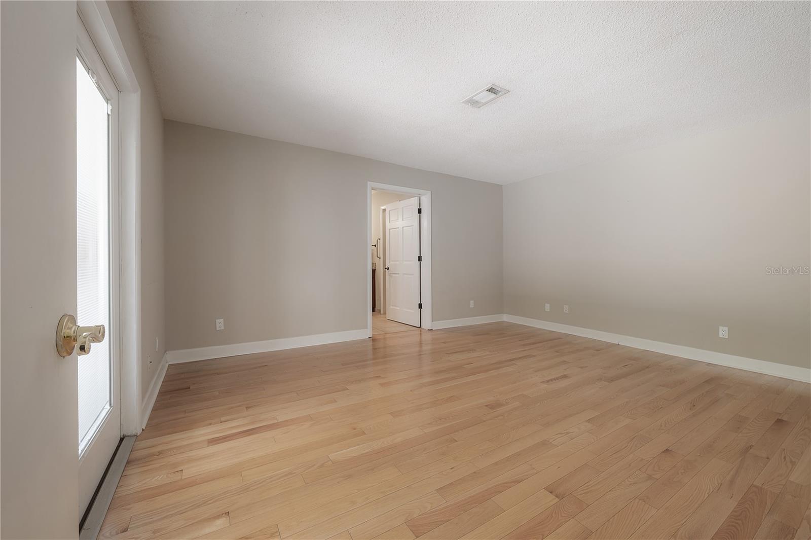 Image 24 of 63 For 13313 Golf Crest Circle