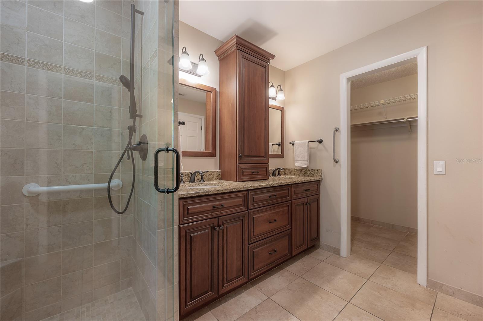 Image 29 of 63 For 13313 Golf Crest Circle
