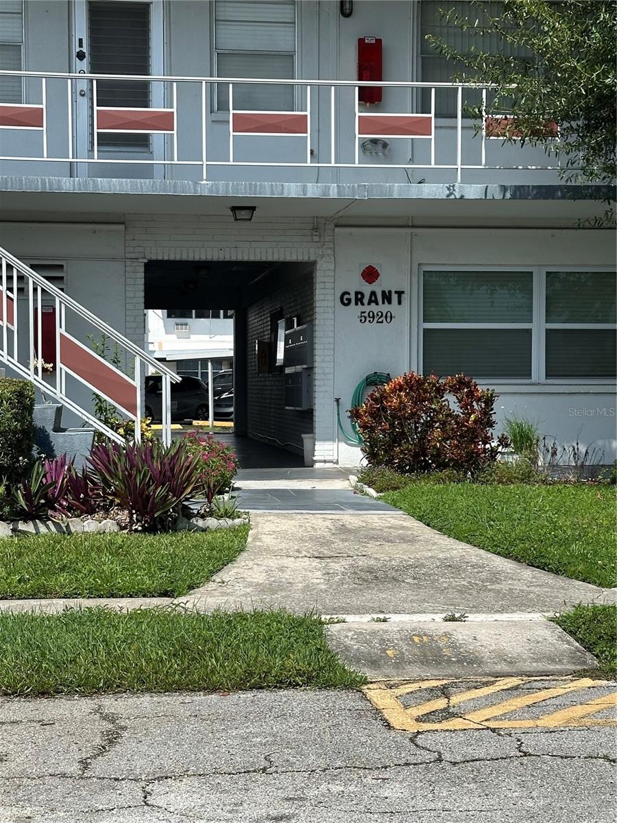 Details for 5920 18th Street N 16, ST PETERSBURG, FL 33714