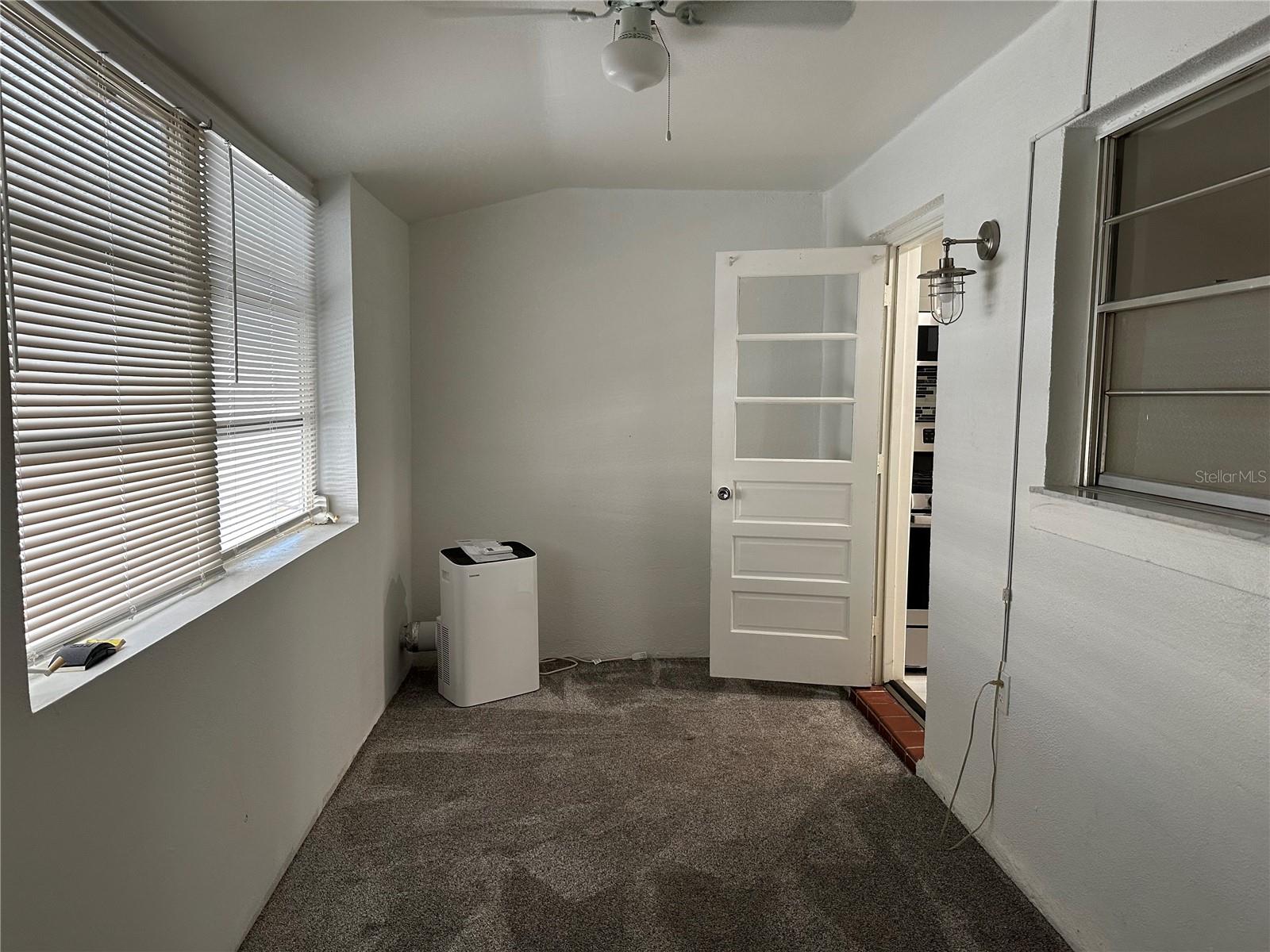 Image 21 of 28 For 5920 18th Street N 16