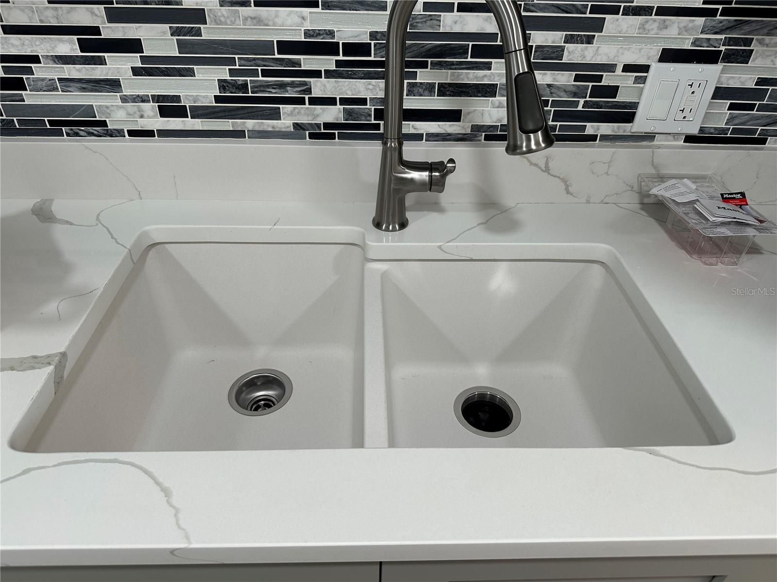 Image 9 of 28 For 5920 18th Street N 16