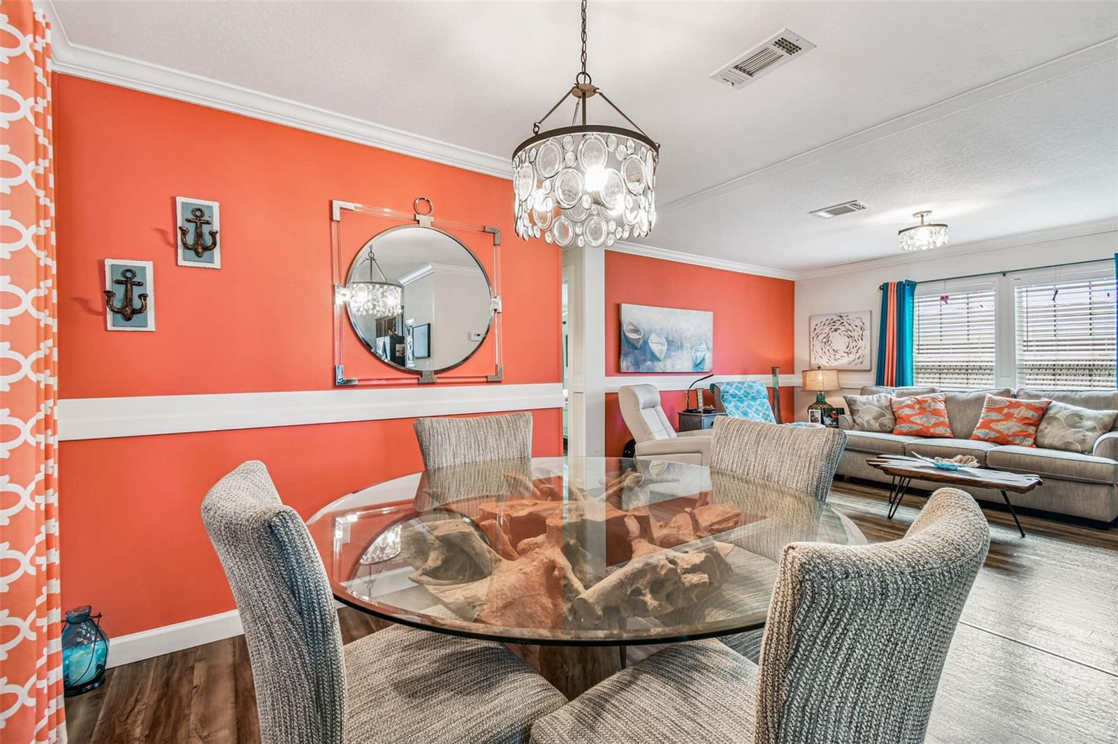 Image 11 of 73 For 12651 Seminole Boulevard 35