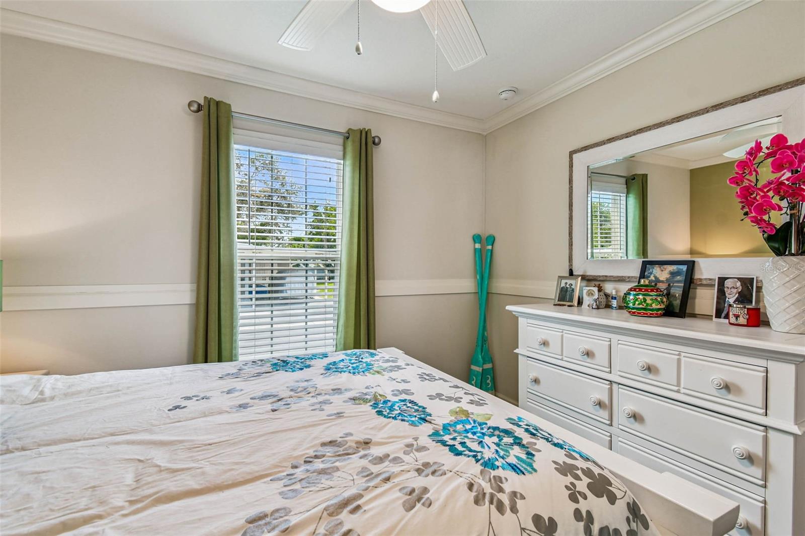 Image 35 of 73 For 12651 Seminole Boulevard 35