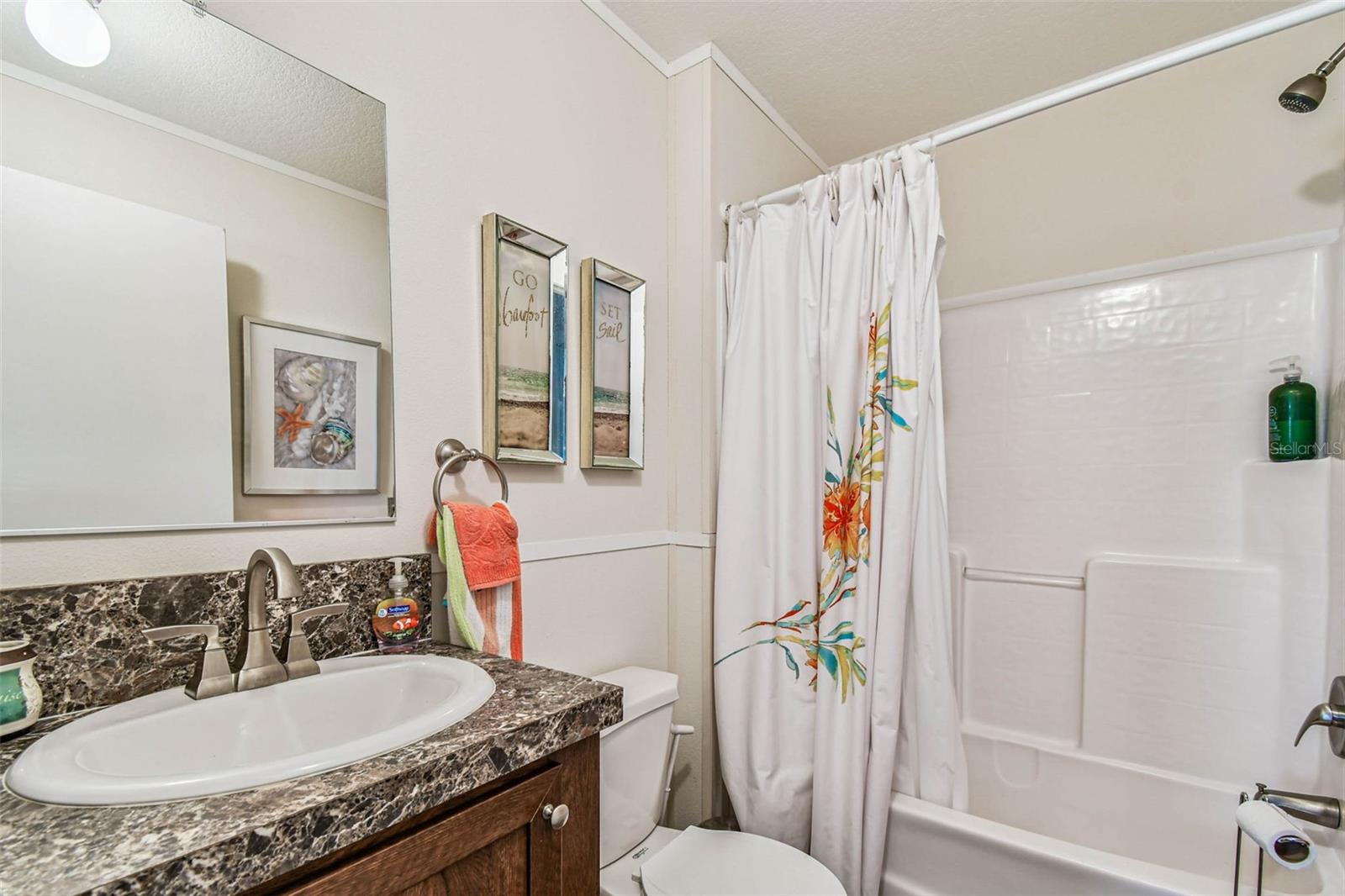 Image 38 of 73 For 12651 Seminole Boulevard 35