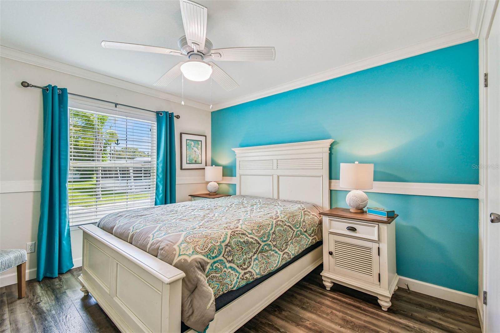 Image 42 of 73 For 12651 Seminole Boulevard 35