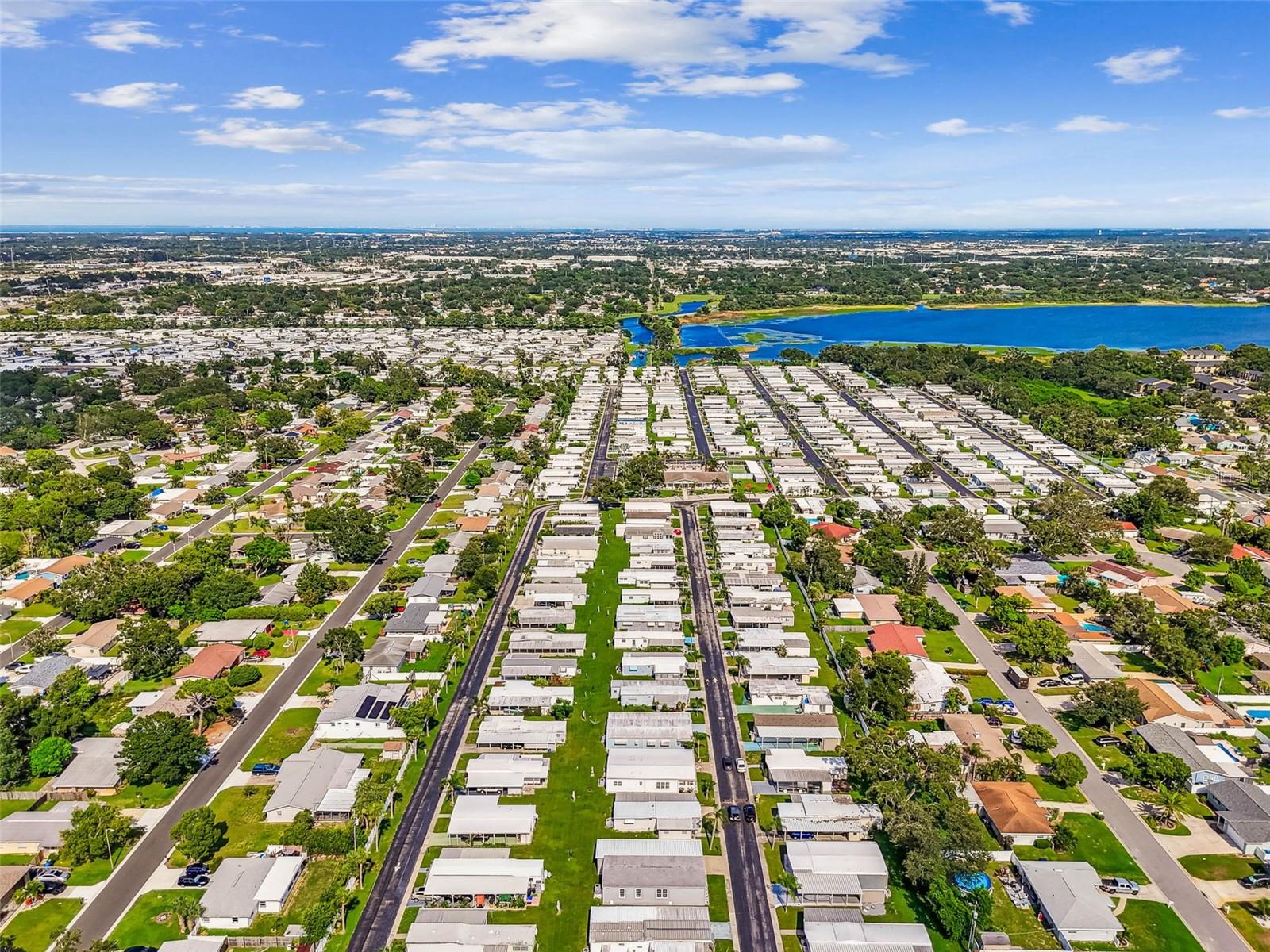 Image 65 of 73 For 12651 Seminole Boulevard 35