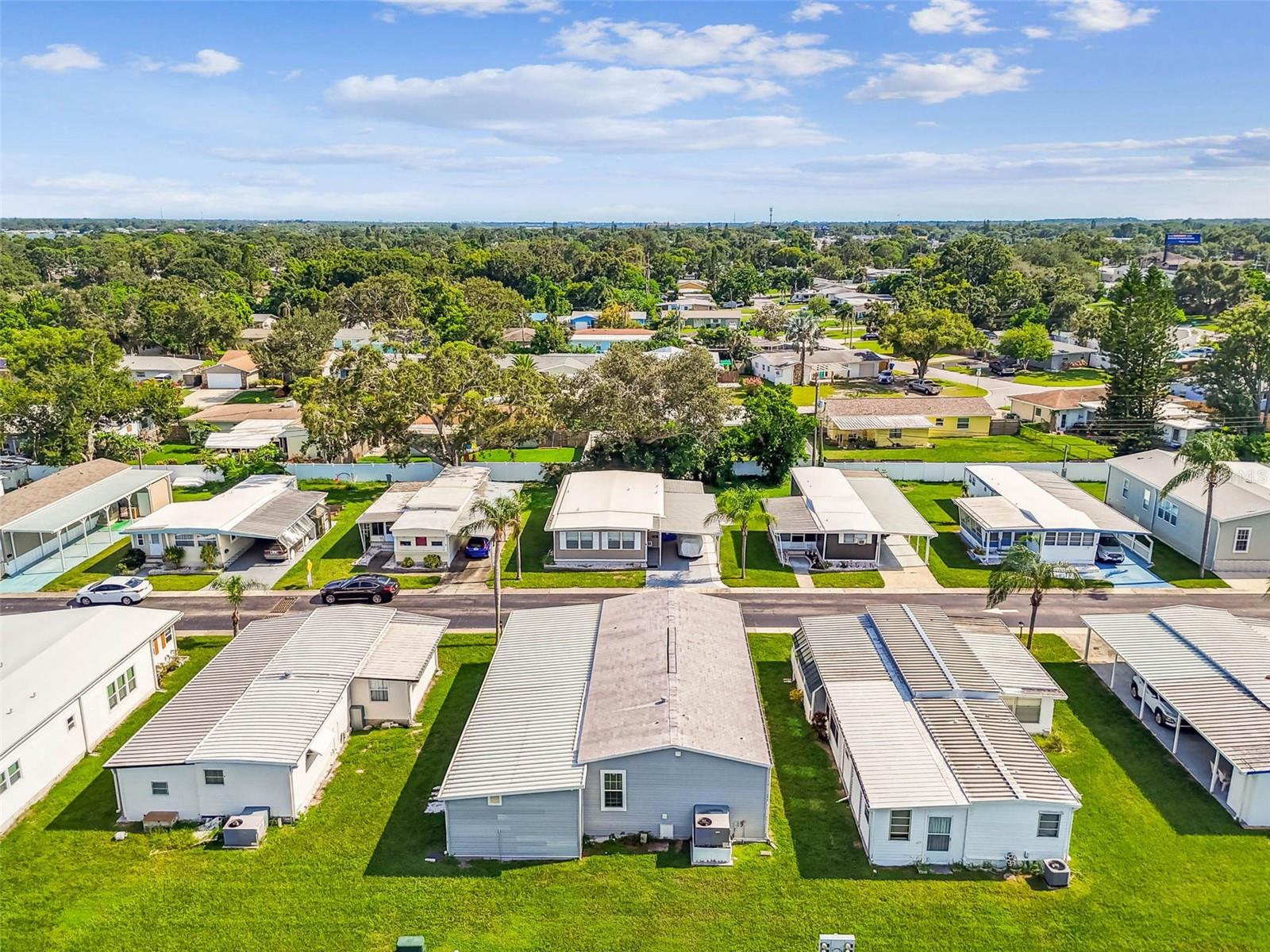 Image 67 of 73 For 12651 Seminole Boulevard 35