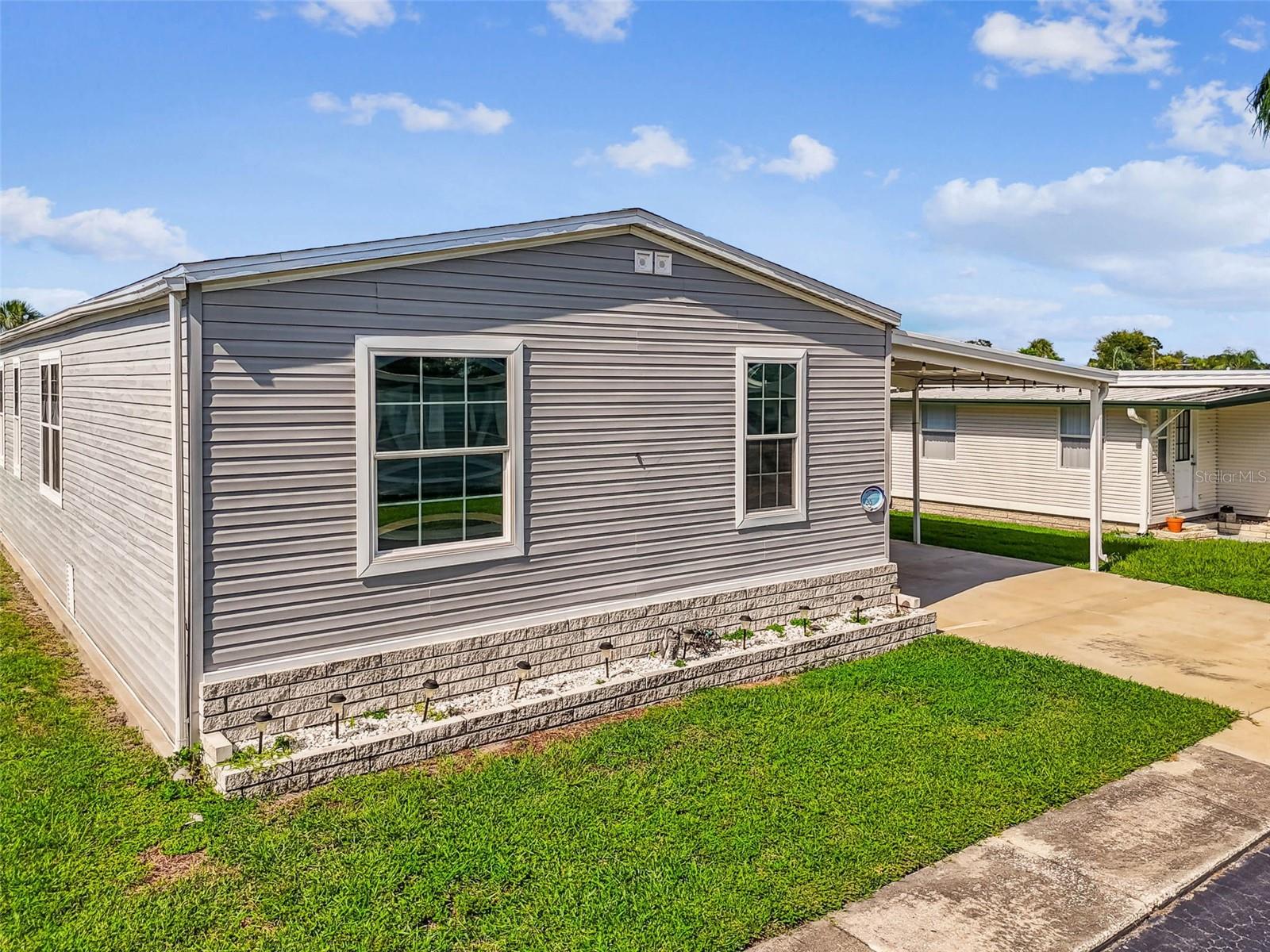 Image 71 of 73 For 12651 Seminole Boulevard 35