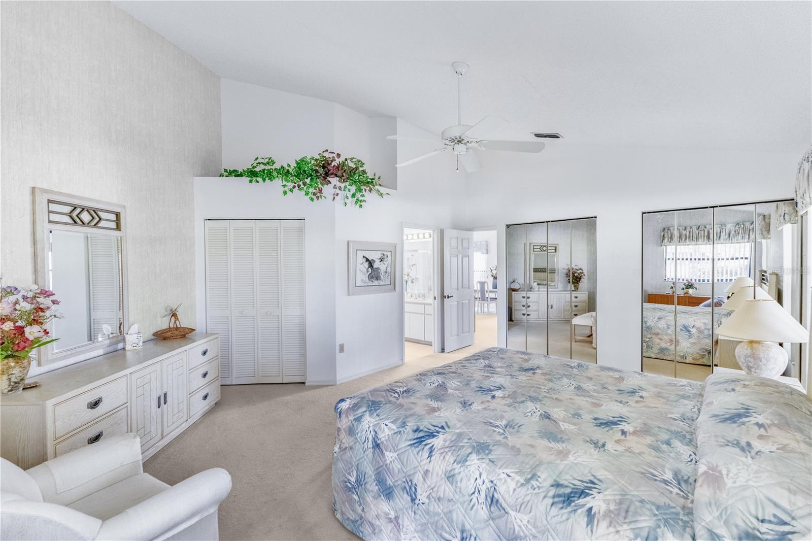 Image 11 of 43 For 9204 Turnberry Court 9204
