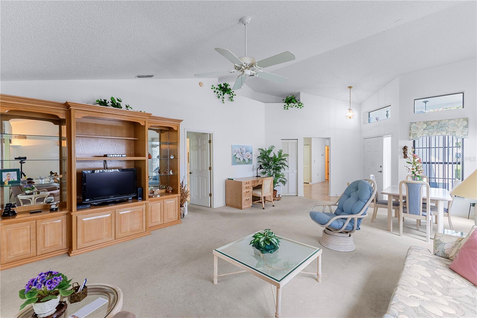 Image 8 of 43 For 9204 Turnberry Court 9204