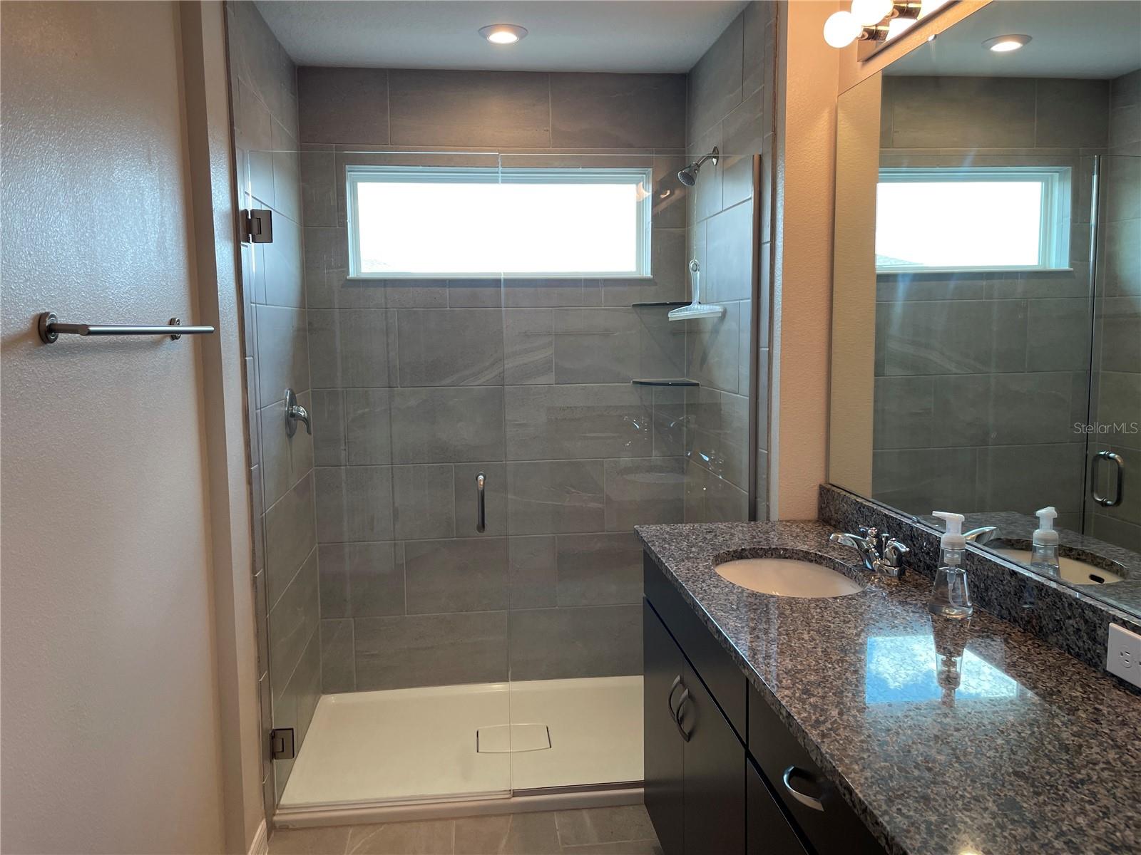 Image 23 of 64 For 8171 Graycliff Avenue