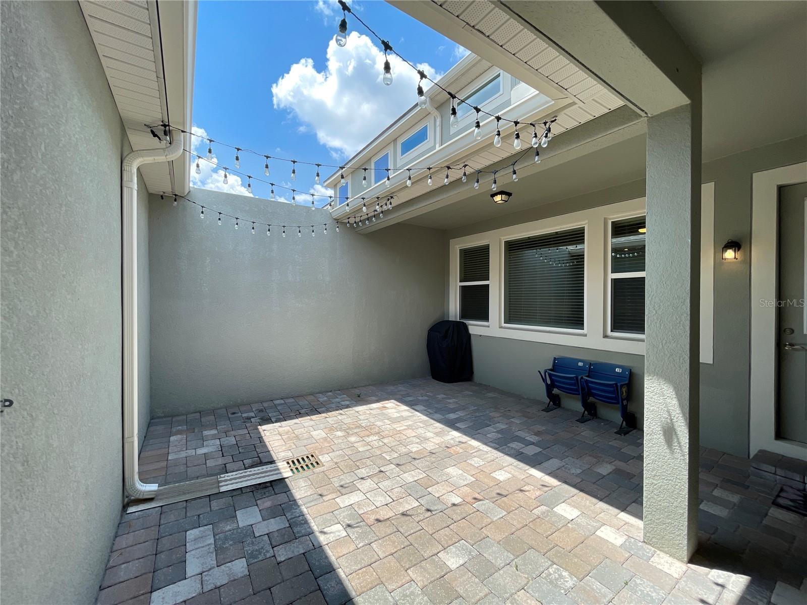 Image 33 of 64 For 8171 Graycliff Avenue