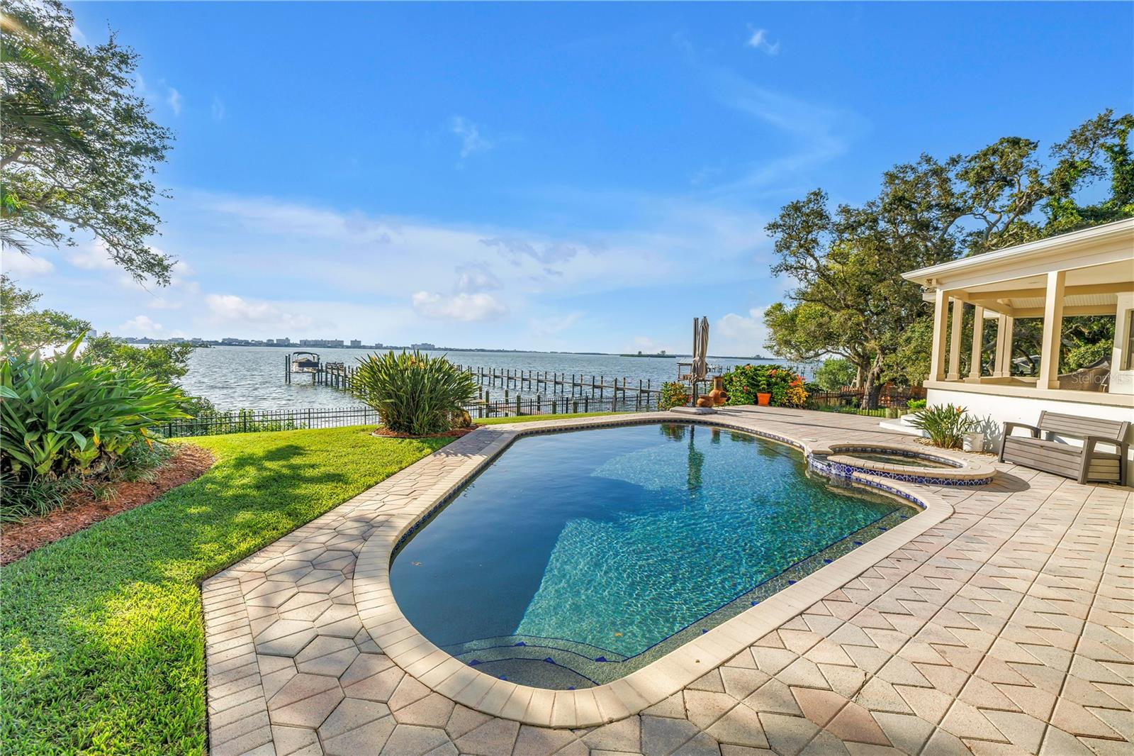 Image 81 of 100 For 1600 Sunset Drive