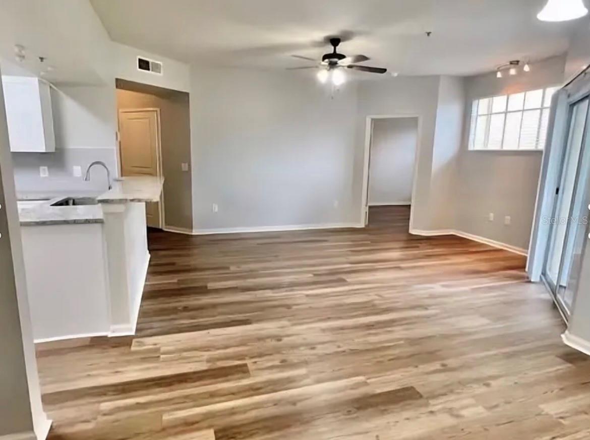 Image 15 of 29 For 5125 Palm Springs Boulevard 5109