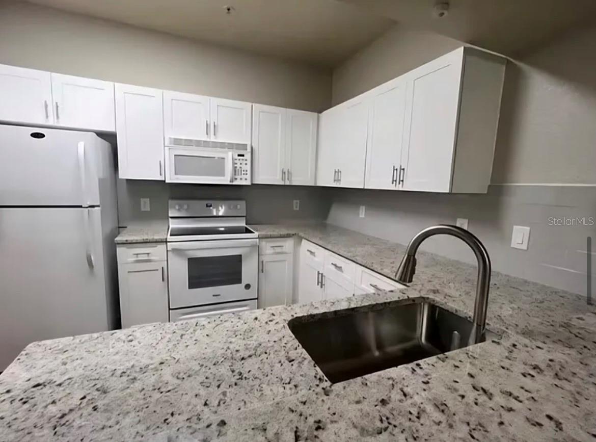 Image 4 of 29 For 5125 Palm Springs Boulevard 5109