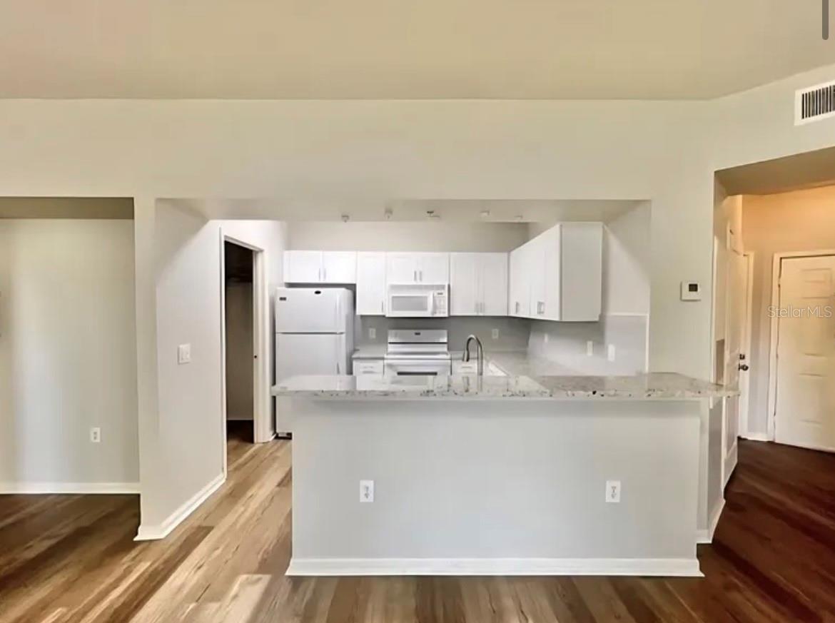 Image 5 of 29 For 5125 Palm Springs Boulevard 5109