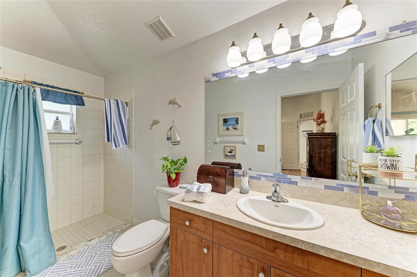 Image 19 of 29 For 658 63rd Avenue S