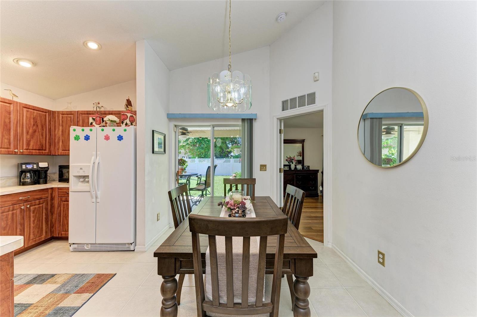 Image 9 of 29 For 658 63rd Avenue S