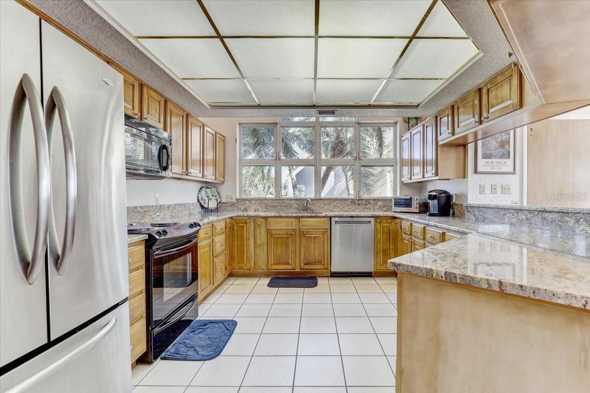 Image 12 of 52 For 1630 Royal Palm Drive S A