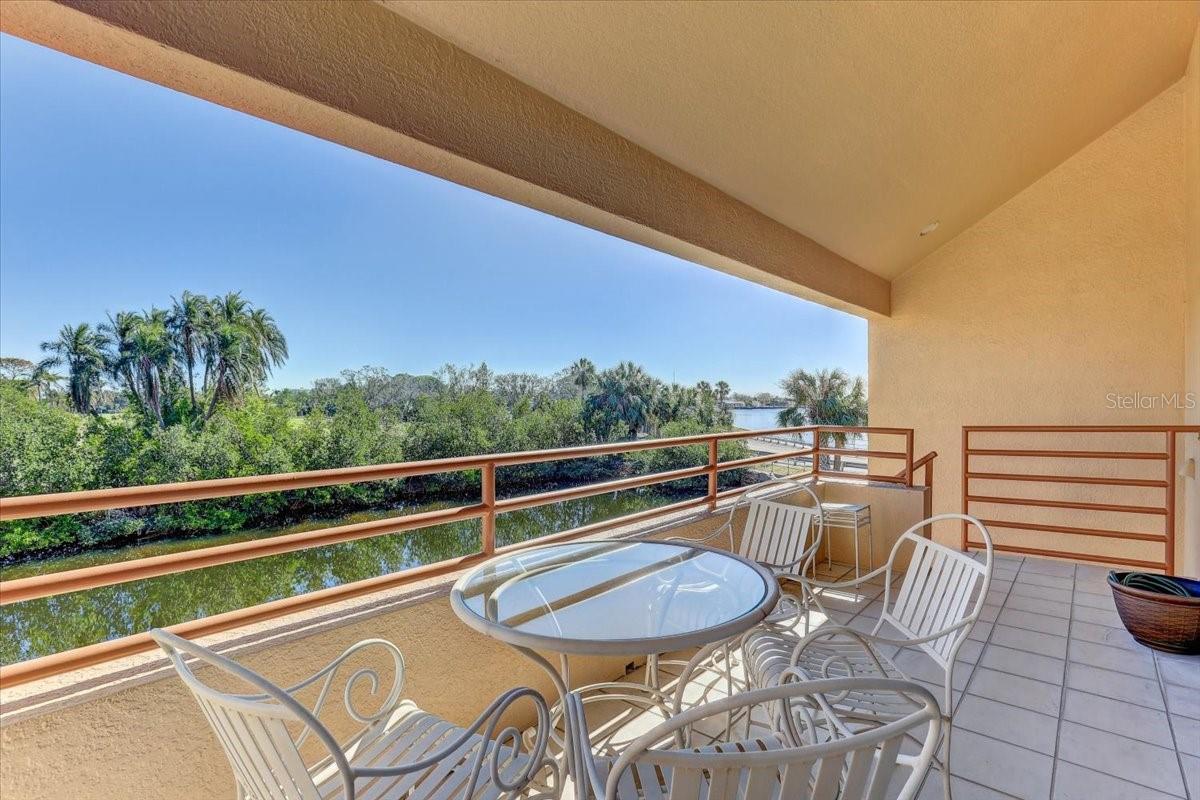 Image 2 of 52 For 1630 Royal Palm Drive S A