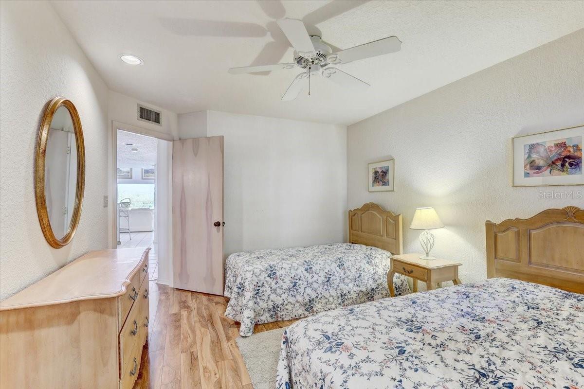 Image 26 of 52 For 1630 Royal Palm Drive S A