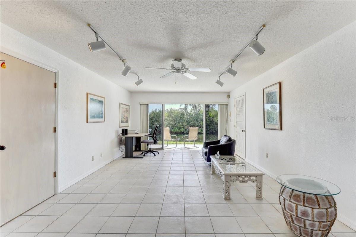 Image 29 of 52 For 1630 Royal Palm Drive S A