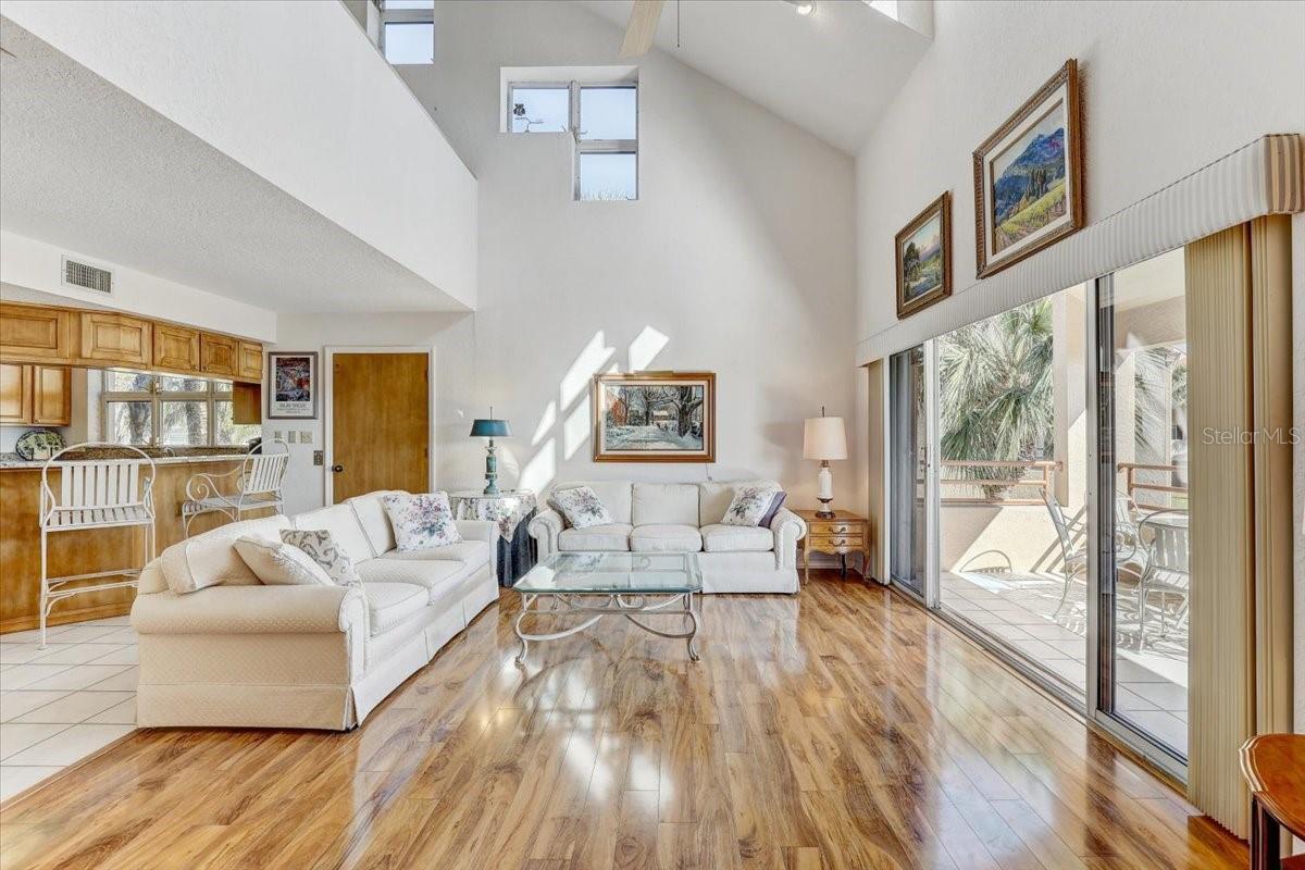 Image 9 of 52 For 1630 Royal Palm Drive S A