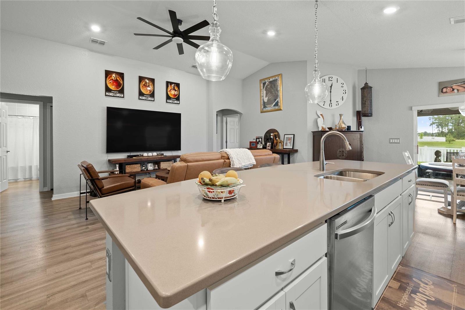 Listing photo id 9 for 35461 Crescent Creek Drive
