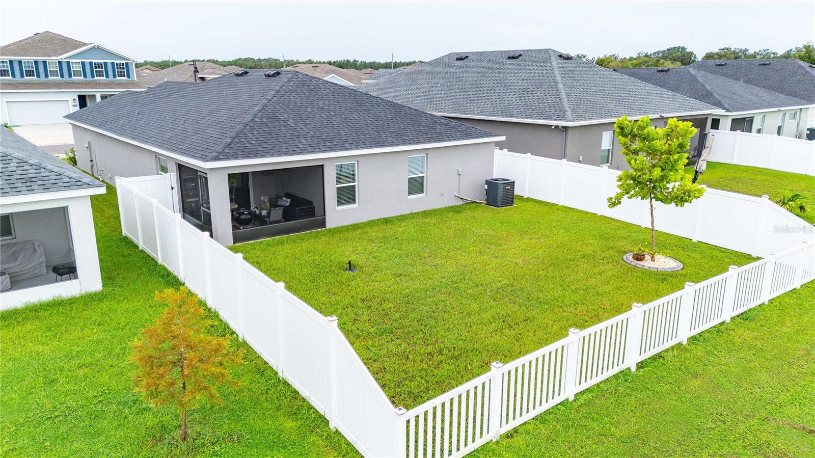 Listing photo id 33 for 35461 Crescent Creek Drive
