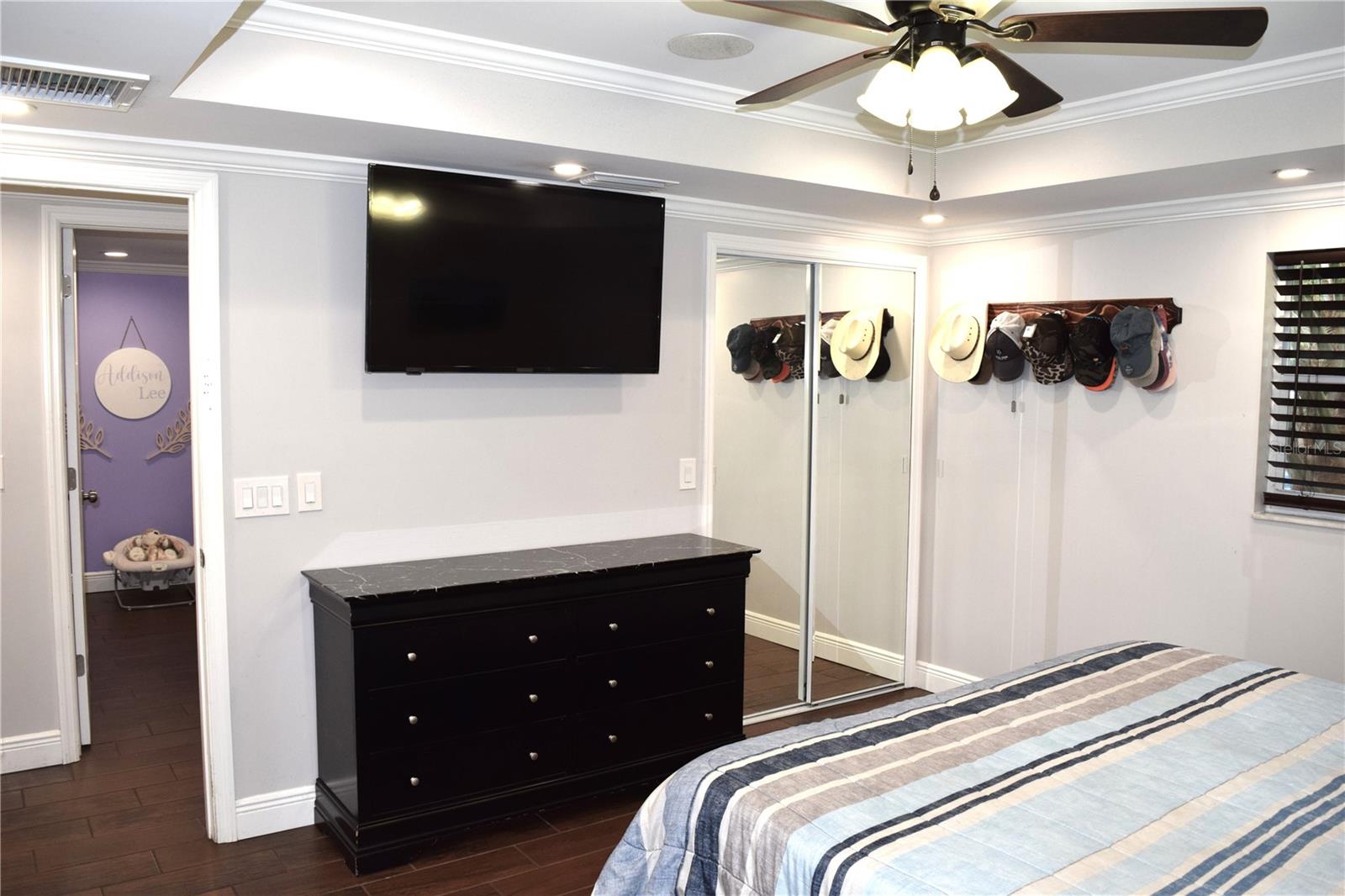 Listing photo id 25 for 12217 Victor Lane