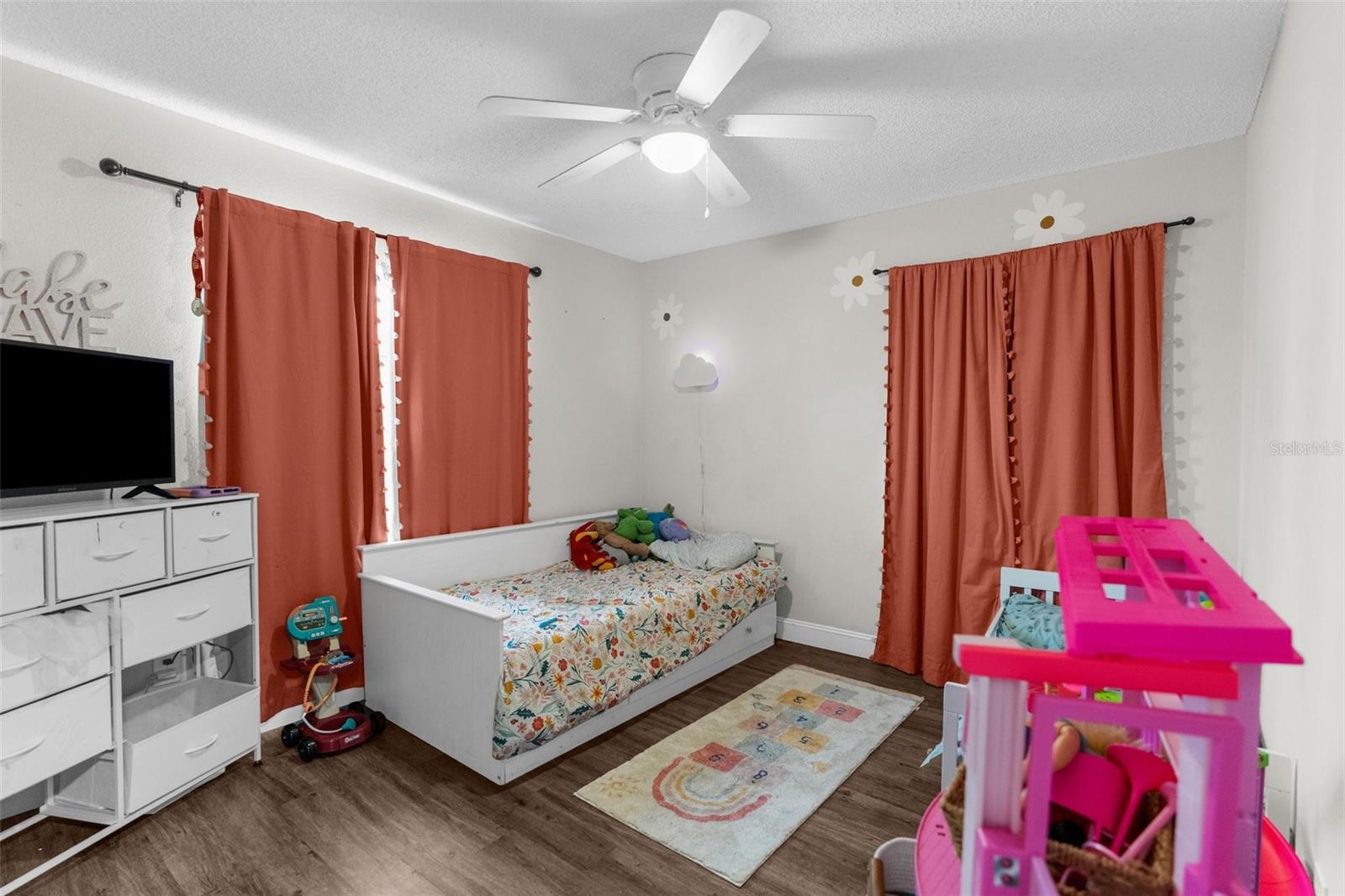 Image 21 of 26 For 4666 Kirkland Avenue