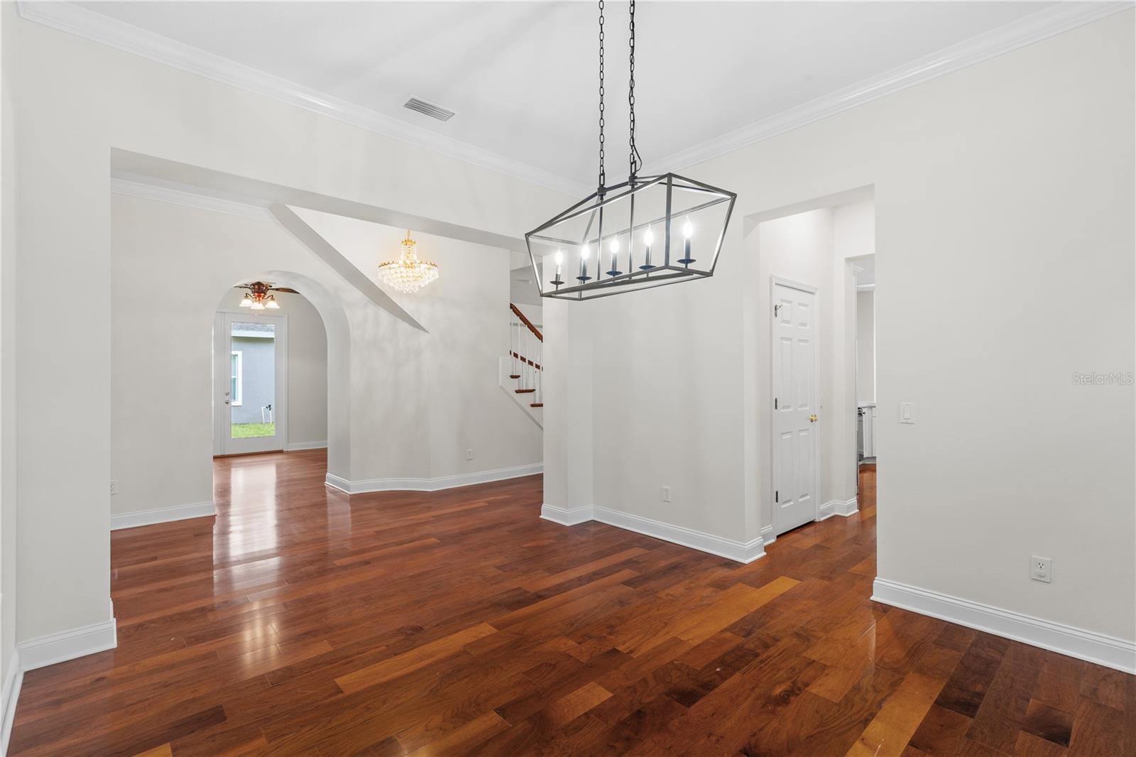 Image 10 of 64 For 5909 Churchside Drive
