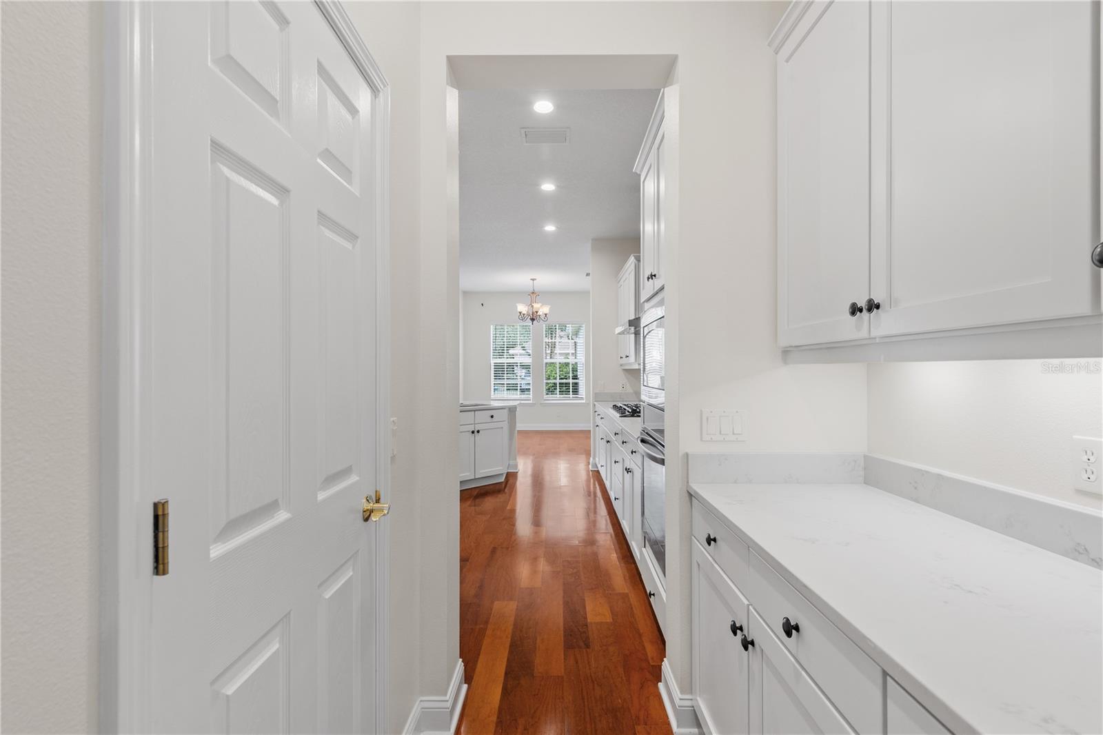 Image 12 of 64 For 5909 Churchside Drive