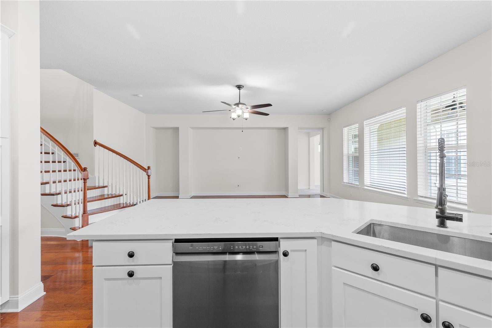 Image 13 of 64 For 5909 Churchside Drive