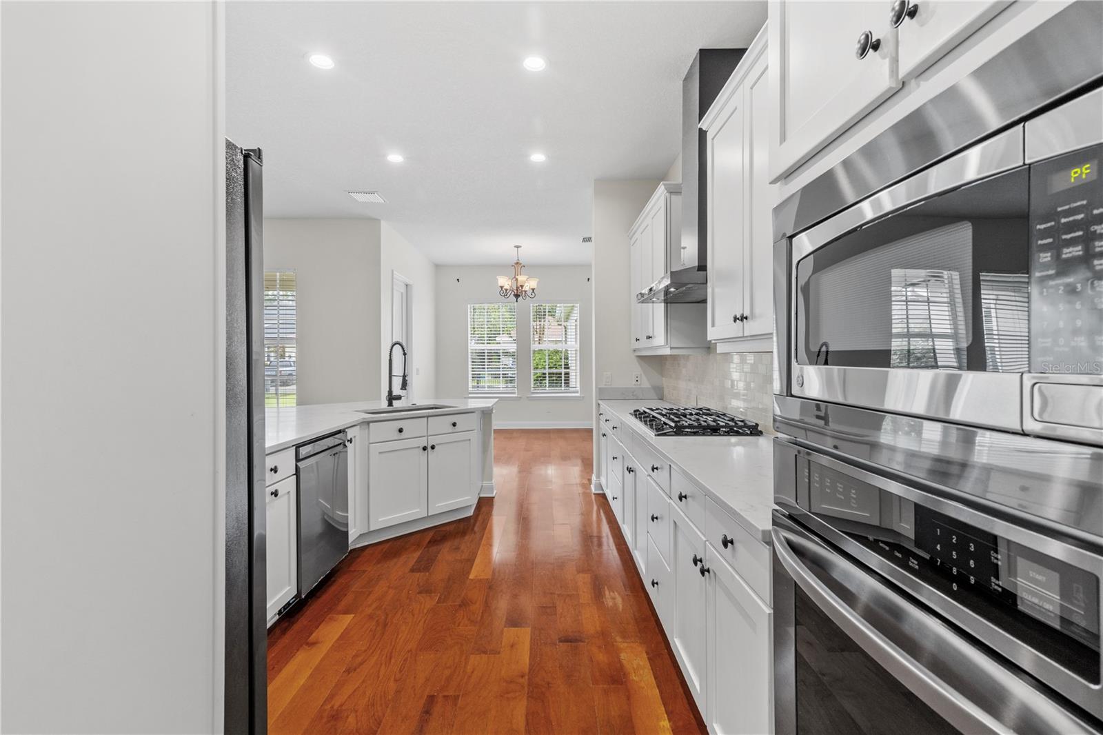 Image 14 of 64 For 5909 Churchside Drive