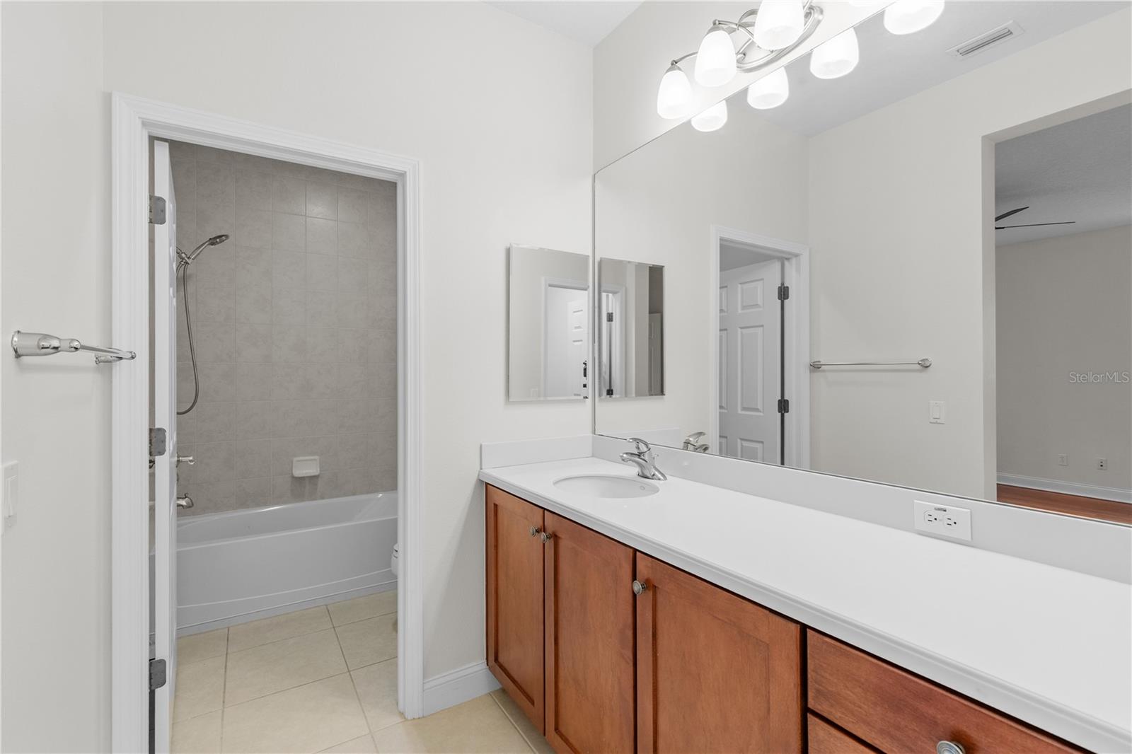 Image 24 of 64 For 5909 Churchside Drive