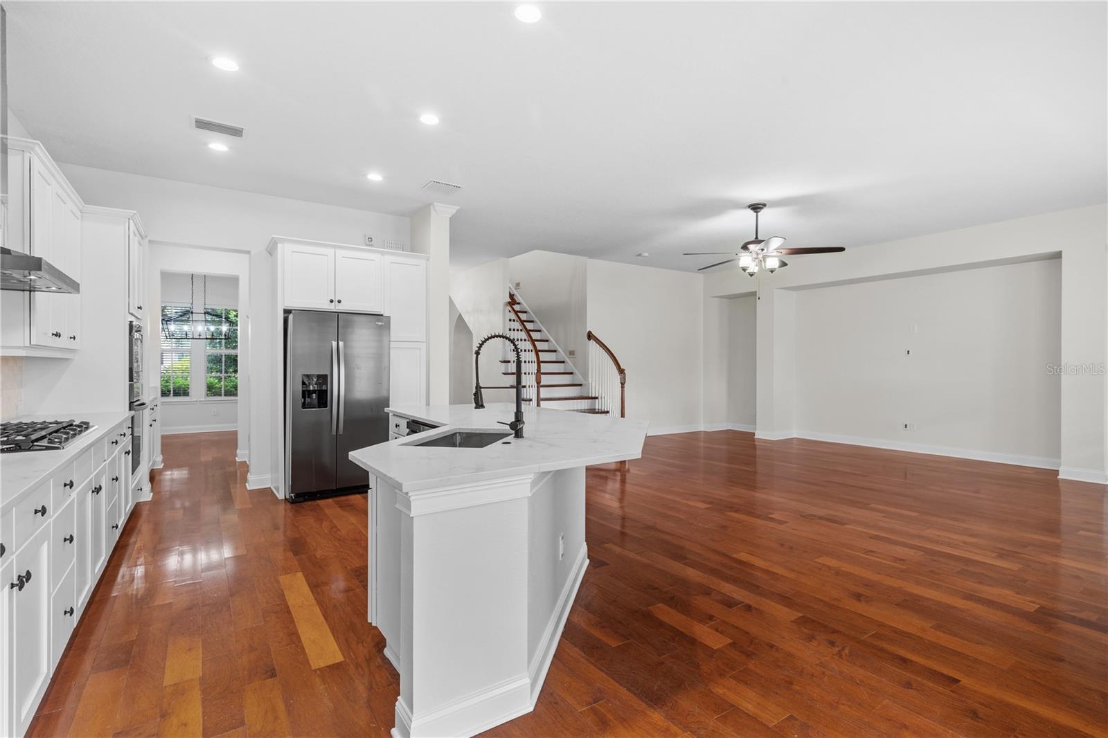Image 25 of 64 For 5909 Churchside Drive