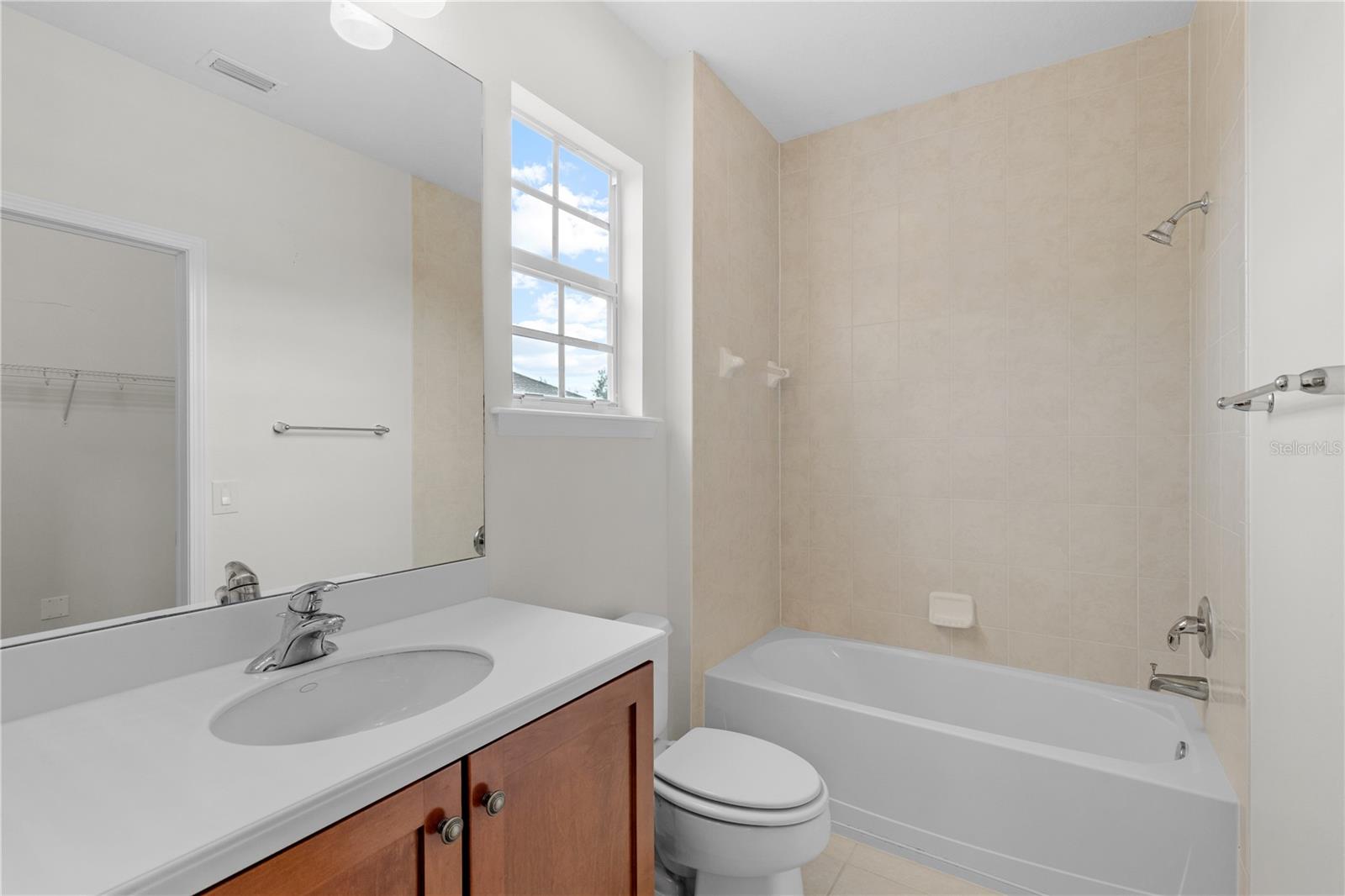 Image 37 of 64 For 5909 Churchside Drive