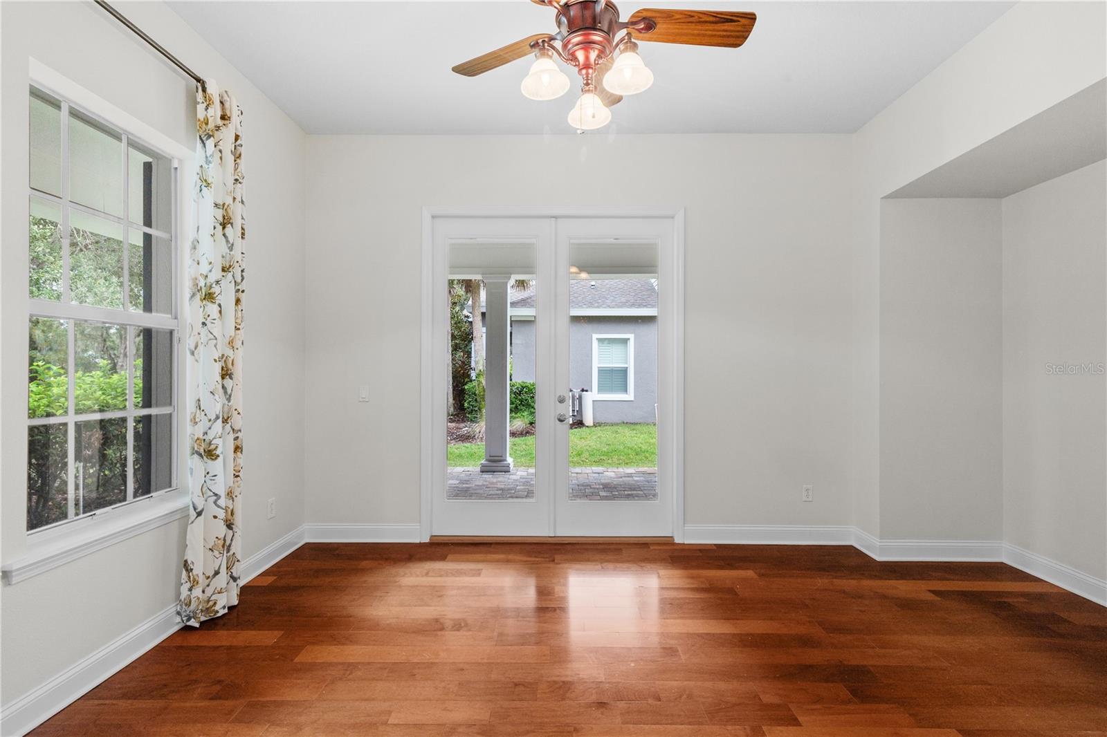 Image 8 of 64 For 5909 Churchside Drive