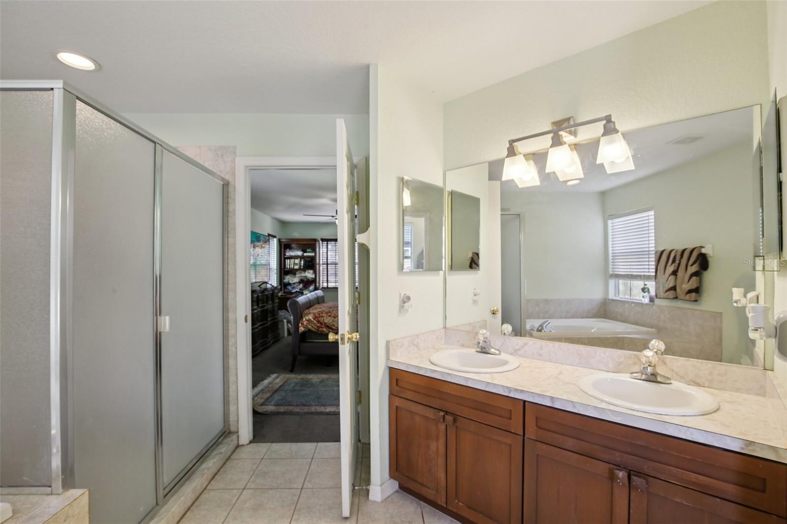 Image 22 of 33 For 7507 Mascotte Street