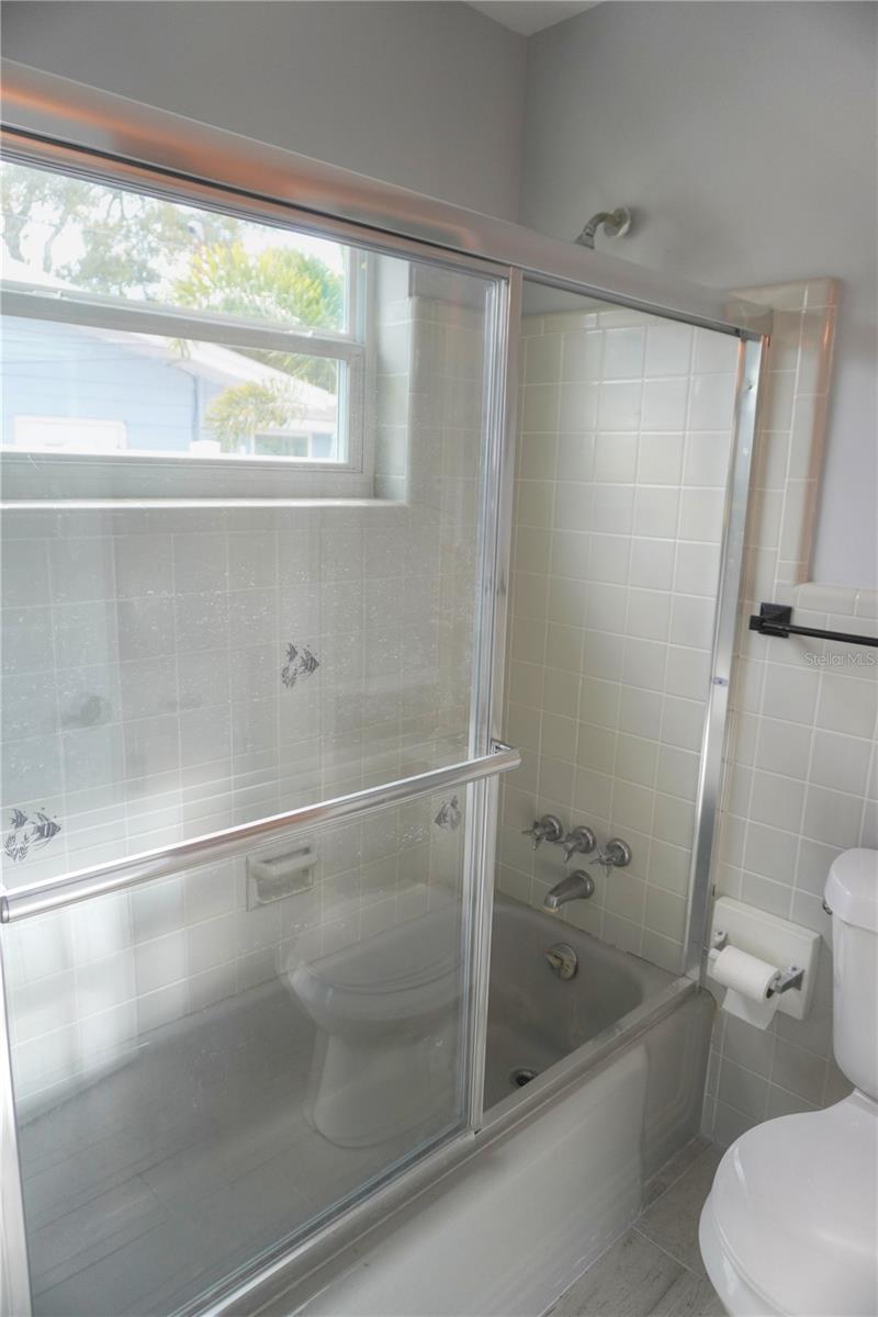 Image 15 of 28 For 6524 Hillside Avenue