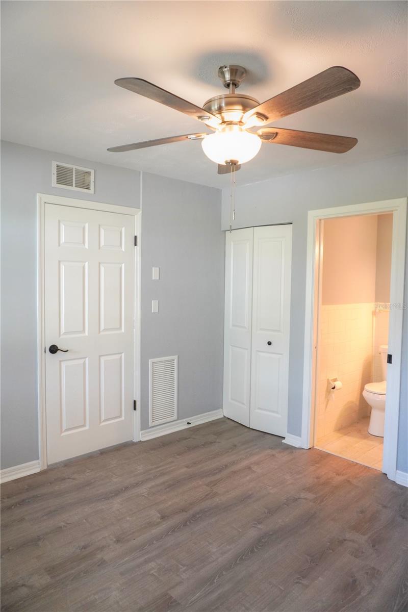 Image 16 of 28 For 6524 Hillside Avenue