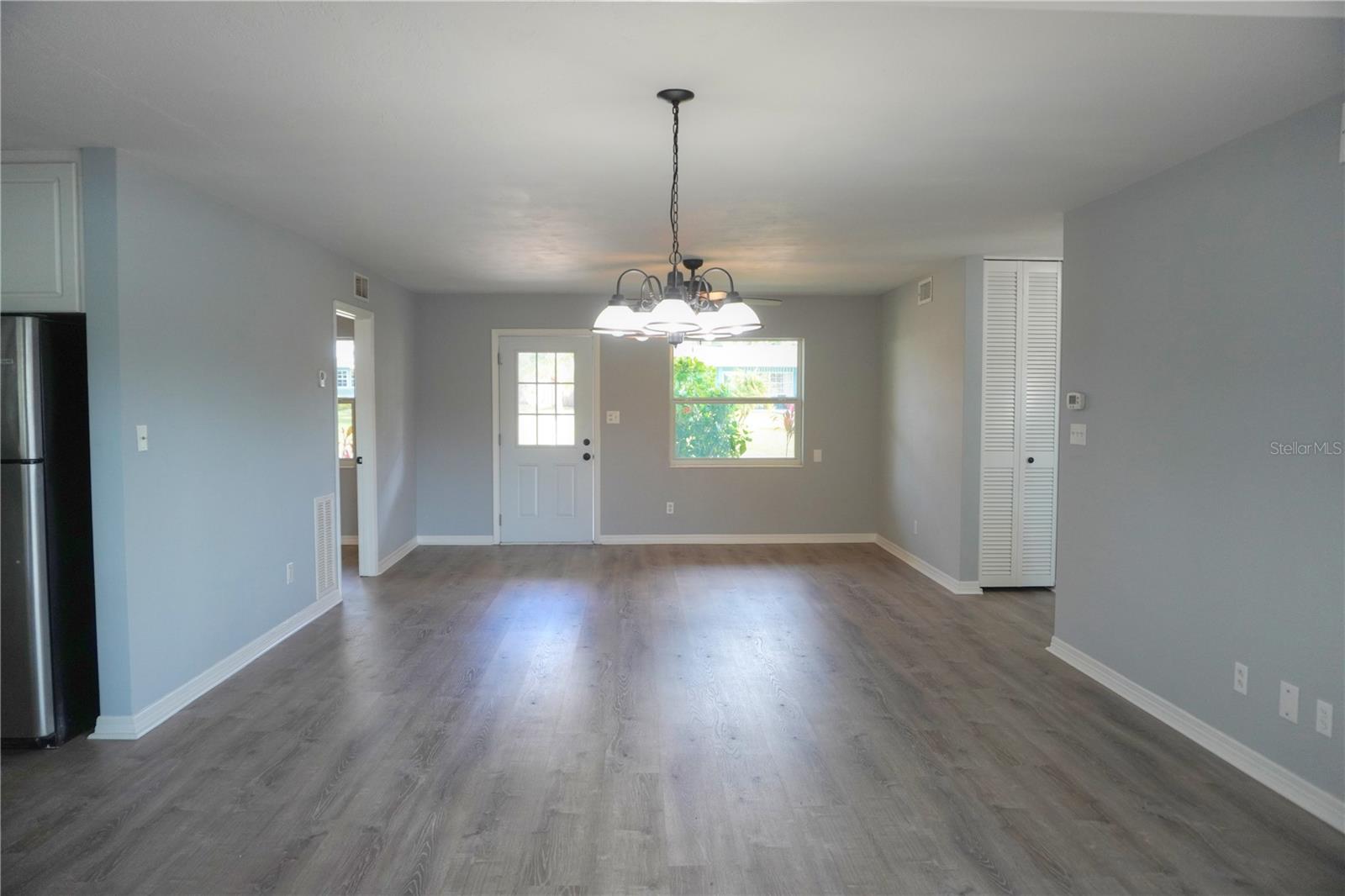 Image 7 of 28 For 6524 Hillside Avenue