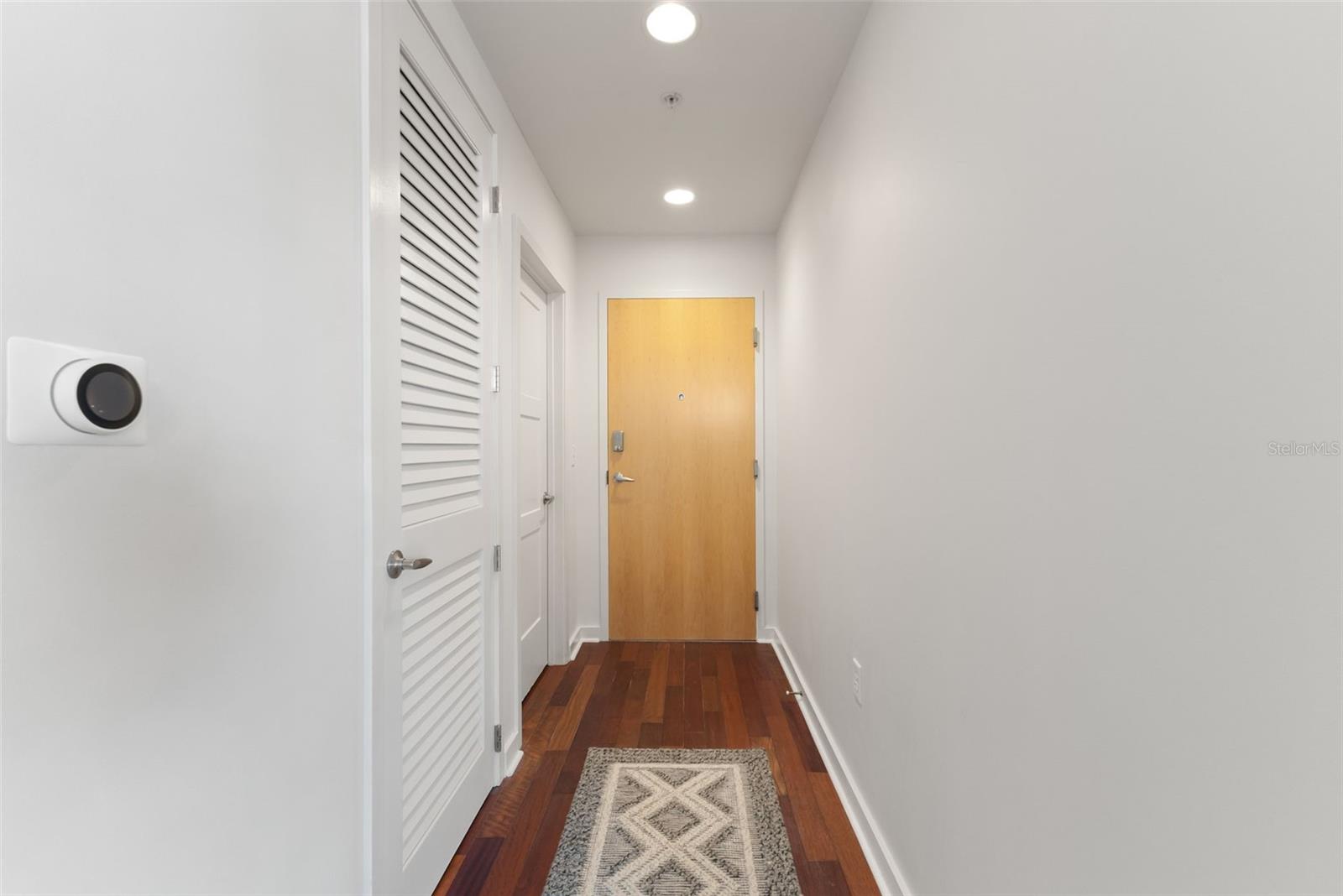 Image 4 of 72 For 777 Ashley Drive 2514