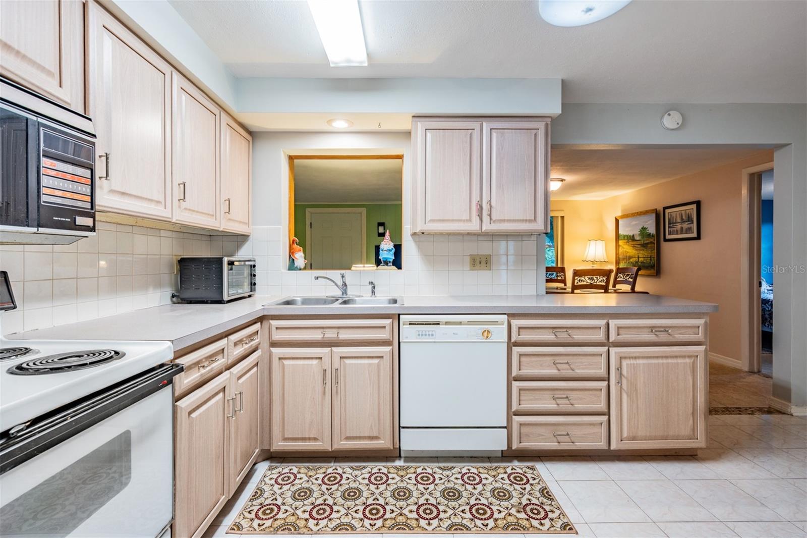 Image 11 of 30 For 1719 Bentley Street