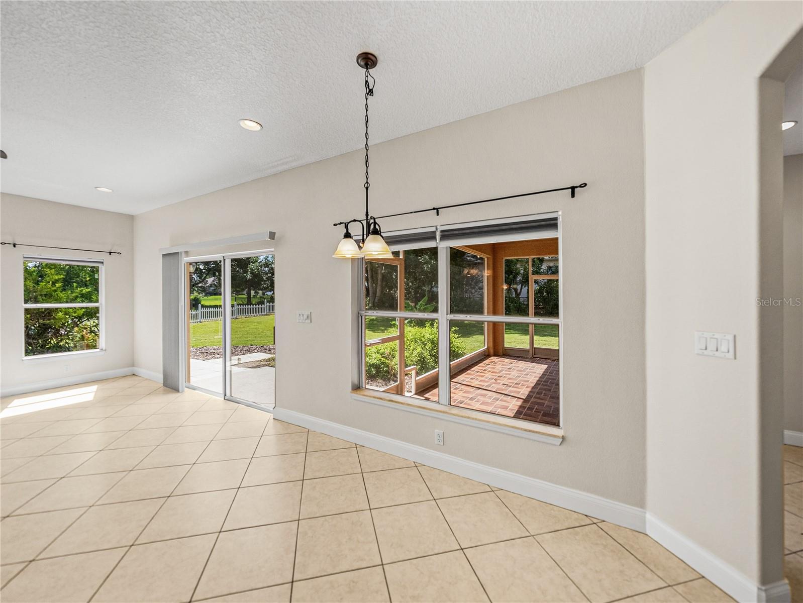 Listing photo id 20 for 11544 Arlhuna Way