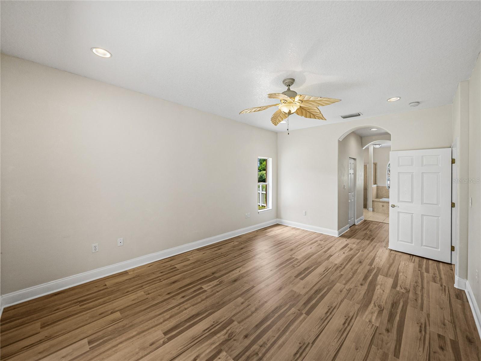 Listing photo id 24 for 11544 Arlhuna Way