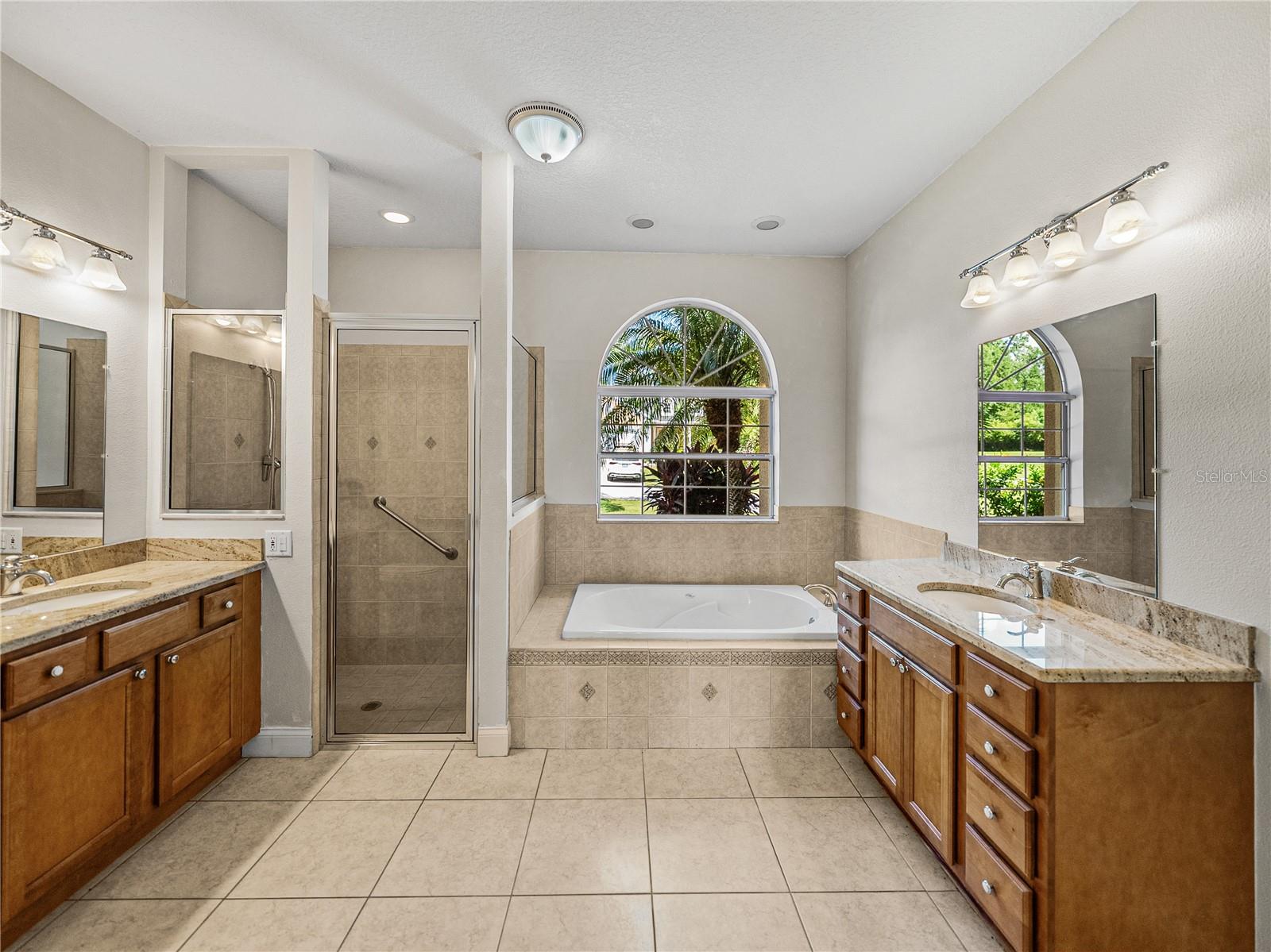 Listing photo id 25 for 11544 Arlhuna Way