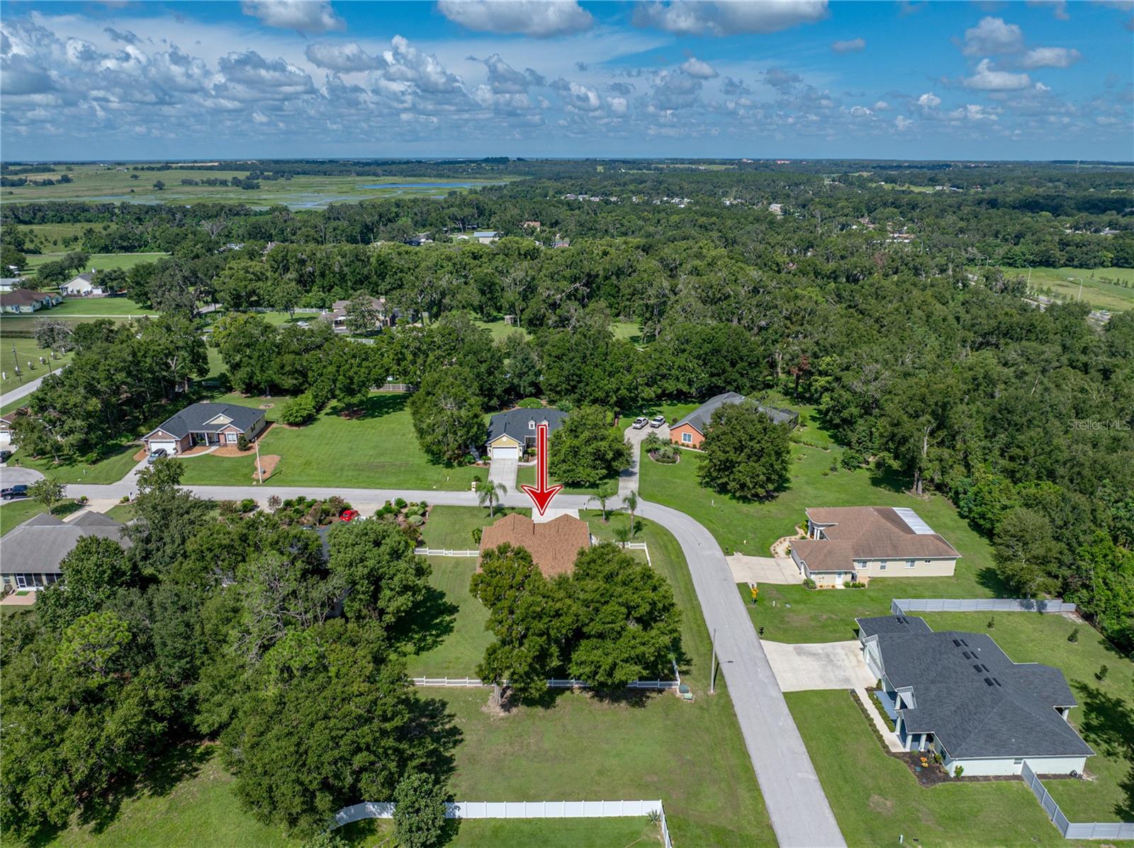 Listing photo id 1 for 11544 Arlhuna Way